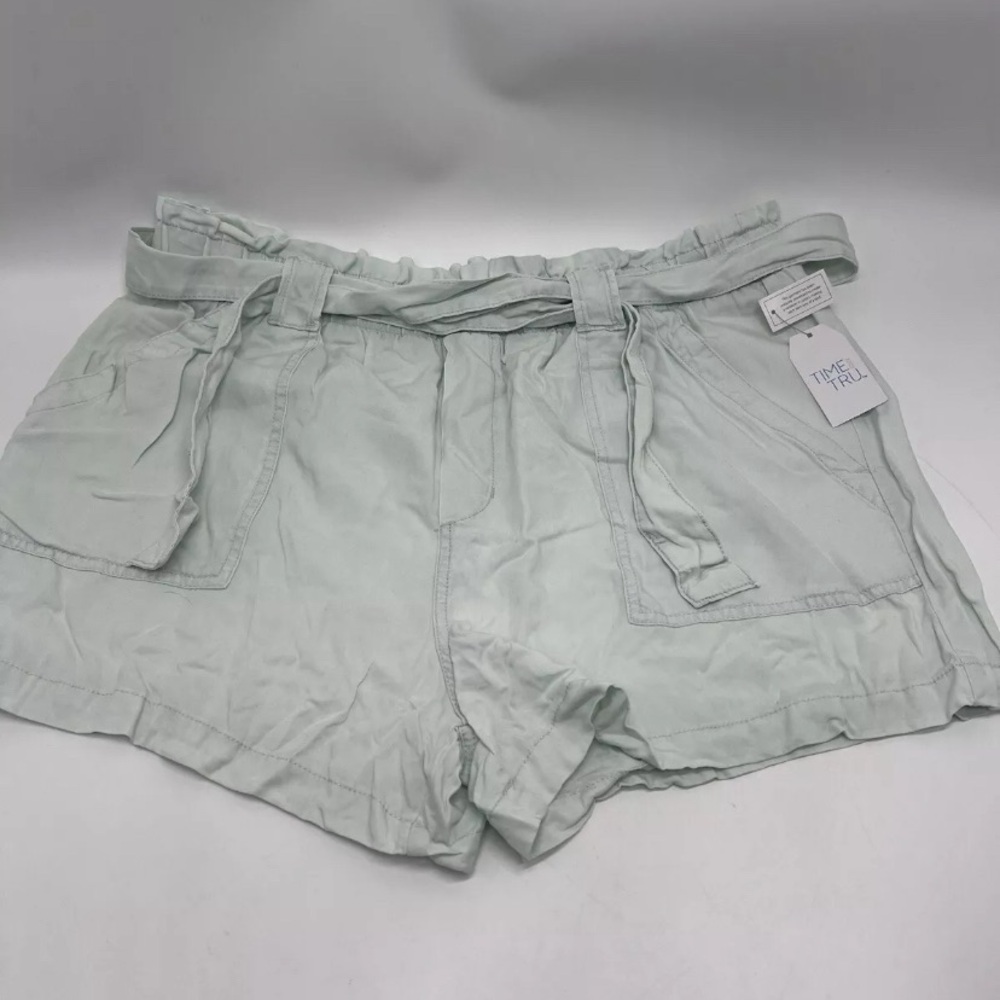 Tie-Waist Light Green Women's Shorts. Time And True. Size 22. XXXL.
